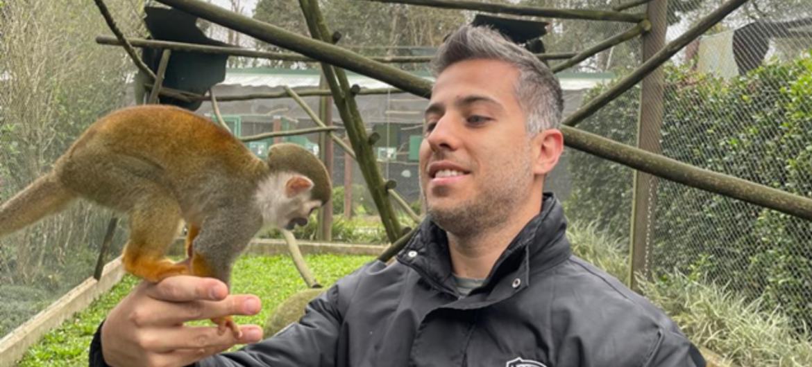 Policial Guilherme Dias combate o tráfico de animais no Brasil Policial Guilherme Dias combate o tráfico de animais no Brasil