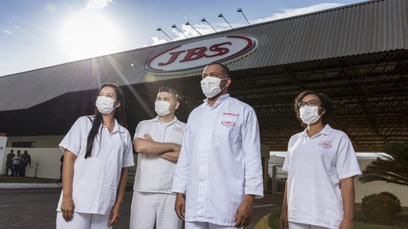 JBS (JBSS) investirá US$ 2,5 bi em 6 fábricas na Nigéria