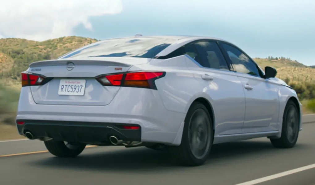 Nissan Altima
