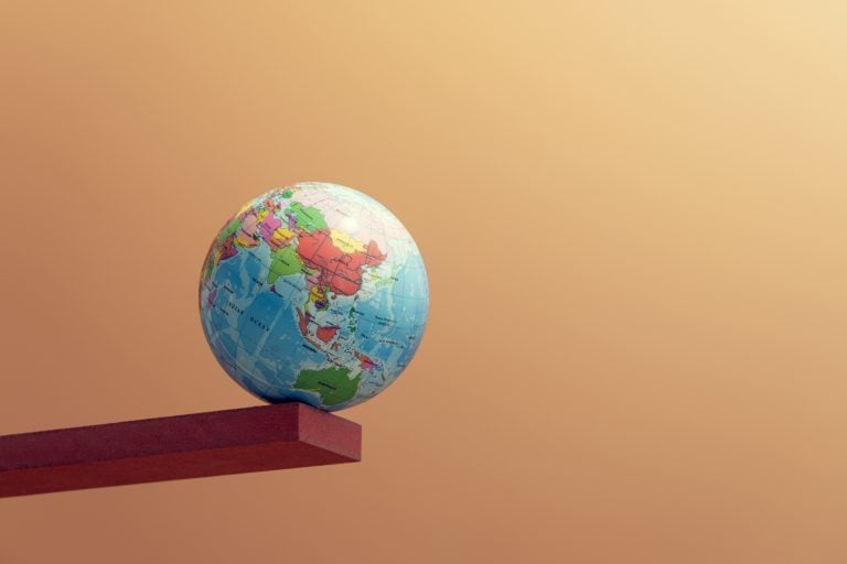 Desastres climáticos, títulos de gatos