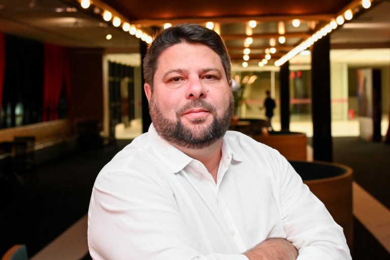 Claudio Esteves, diretor comercial da Valtra Brasil