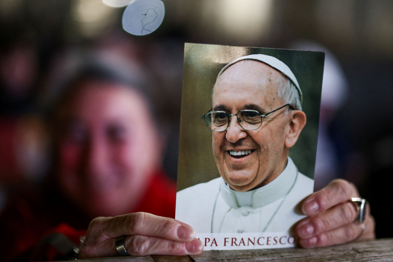 Papa Francisco em dia de oração no Vaticano