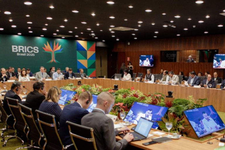 O Brics é composto por Brasil, Rússia, Índia, China, África do Sul, Indonésia, Egito, Etiópia, Irã, Arábia Saudita e Emirados Árabes Unidos