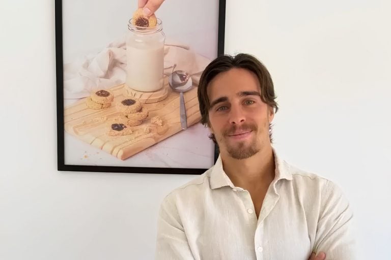 Martín Ferraro é o CEO da Célula Cocina, uma empresa argentina que faz biscoitos e pães saudáveis