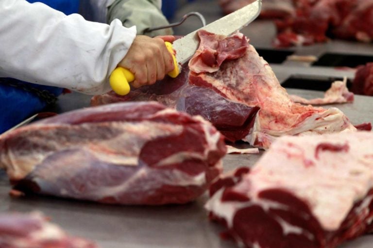 Unidade frigorífica da Marfrig em Promissão, São Paulo