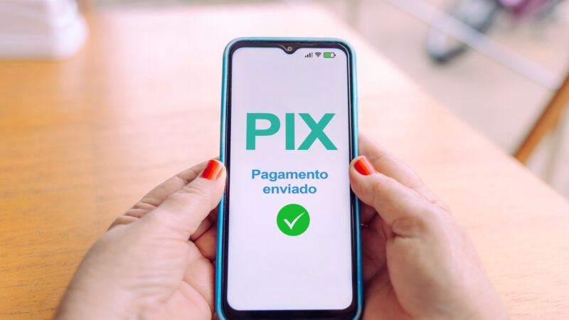 Pix bate recorde e tem quase 280 milhões de transações em um só dia