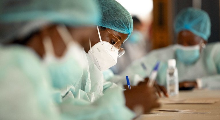 Laboratório de vacinas em Luanda, Angola Laboratório de vacinas em Luanda, Angola