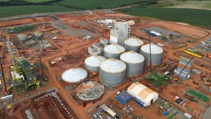 Gasolina com Mais Etanol? Governo Se Reúne em 15 Dias