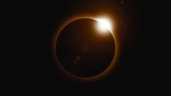 Não Perca! Eclipse Solar Total Hoje – Assista à Live