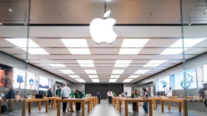 Apple Enfrenta Desafios na Bolsa Antes do Grande Lançamento do
